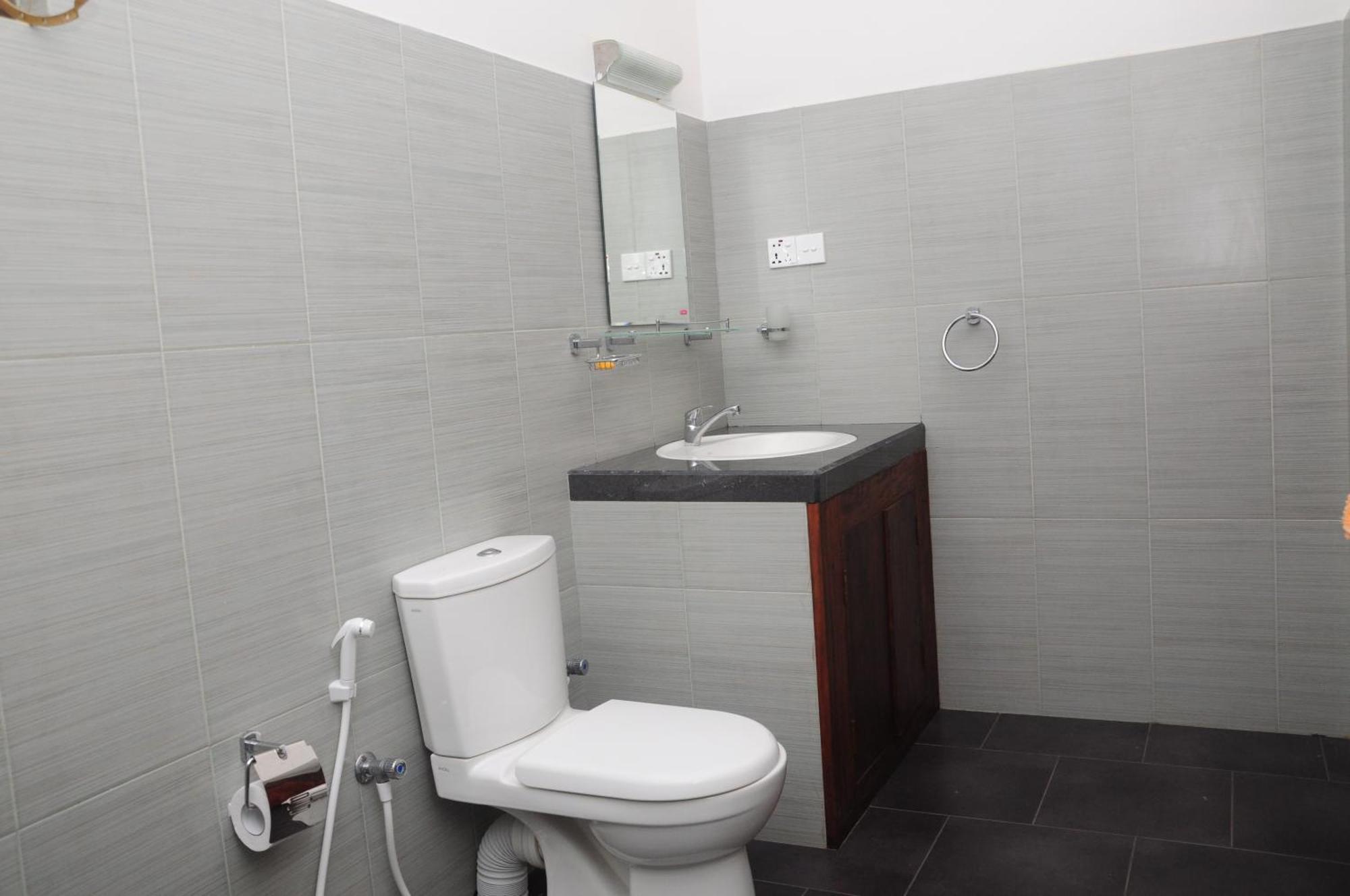 Traveller'S Home Hotel Tissamaharama Szoba fotó